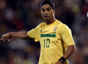 开云体育登录-托纳利导演绝杀时刻，意大利窒息式压制，喀麦隆悲壮倒下